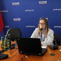 Na zdjęciu: Katarzyna Wróbel, dyrektor Departamentu Inspekcji i Kontroli Budowlanej, Głównego Urzędu Nadzoru Budowlanego podczas szkolenia dla przedstawicieli z wojewódzkich inspektoratów nadzoru budowlanego i z wojewódzkich organów administracji architektoniczno-budowlanej